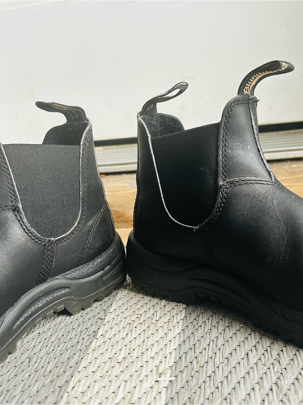 Blundstone Boots ( steel toe ) Women’s 7 / Men’s 5 (AU 4) - Picture 4 of 9